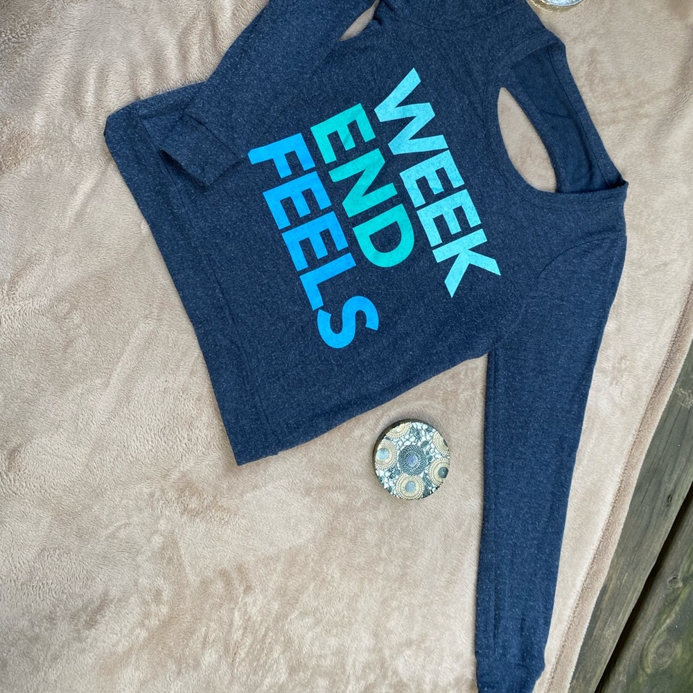 Chaser super soft pullover sweater in Small